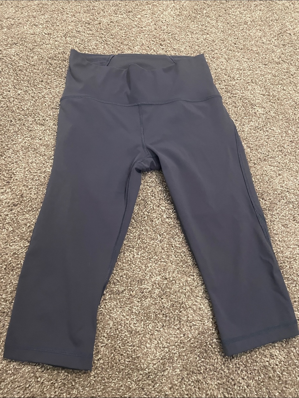 Lululemon capris